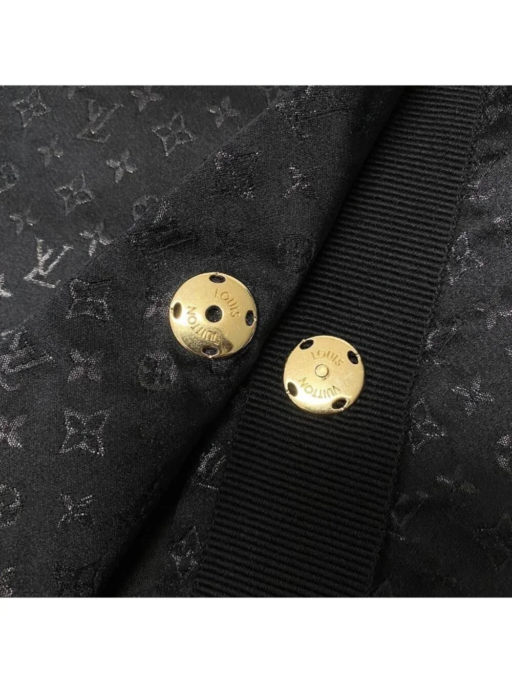 Louis Vuitton @I Monogram Long Coat Collarless Silk